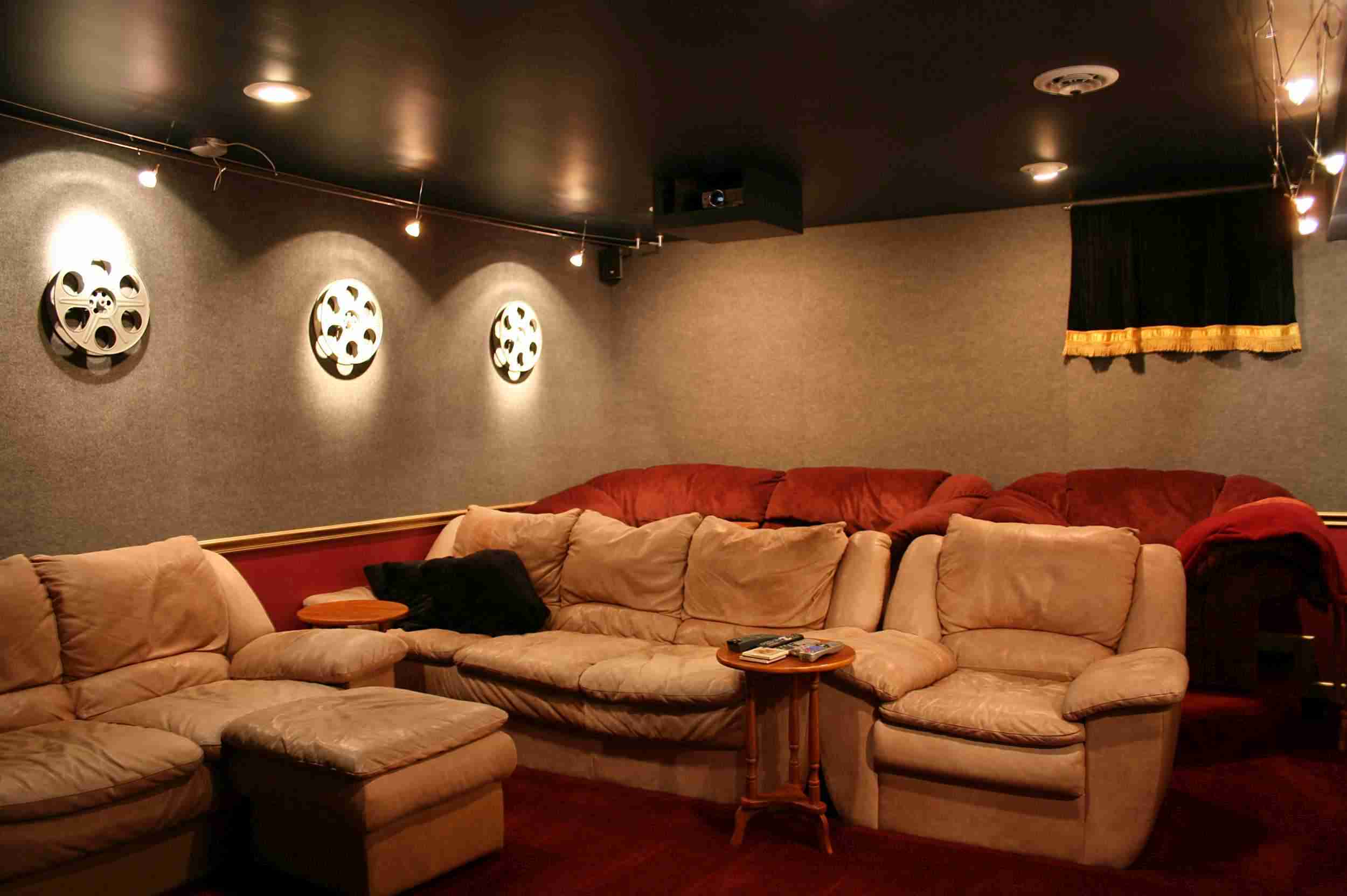 DomaciKino