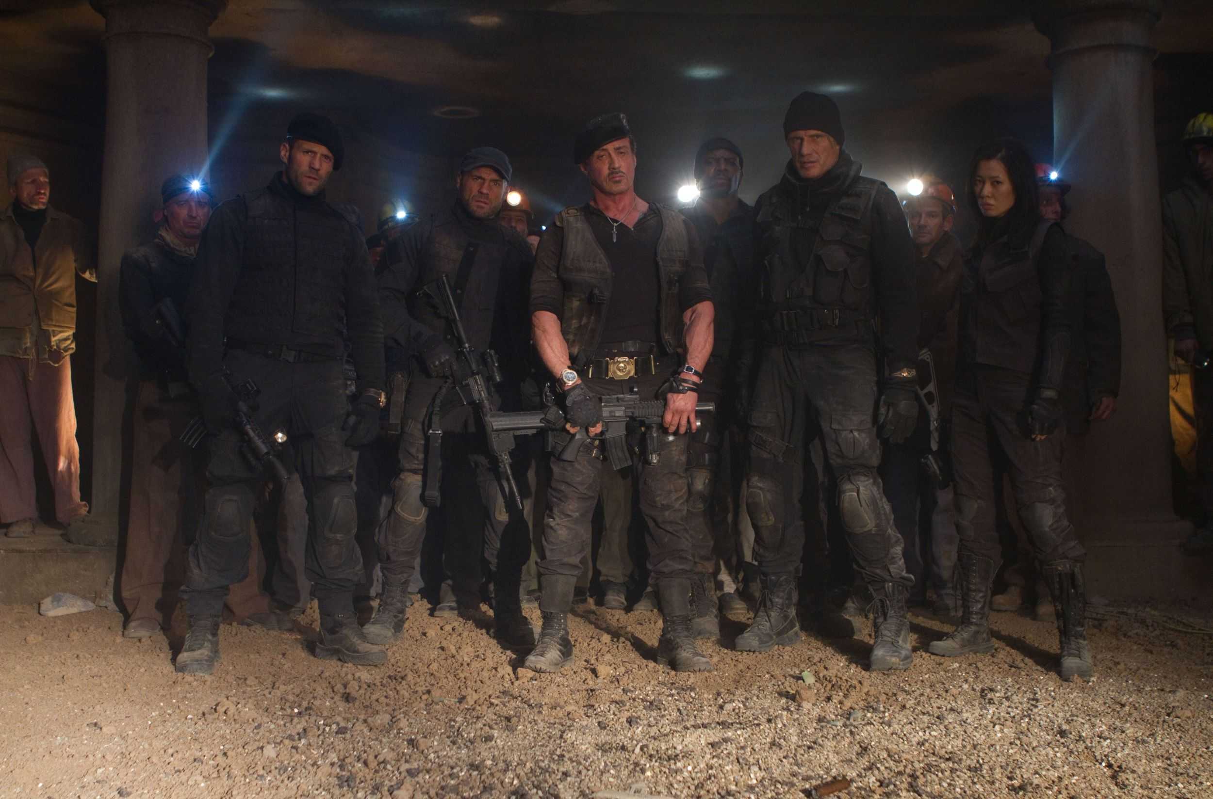 Expendables: Postradatelní 2 – Dvojka Expendables fanoušky nezklame Ex2