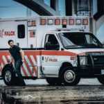Ambulance: Michael Bay to v nonstop akční jízdě dotáhl až na 911