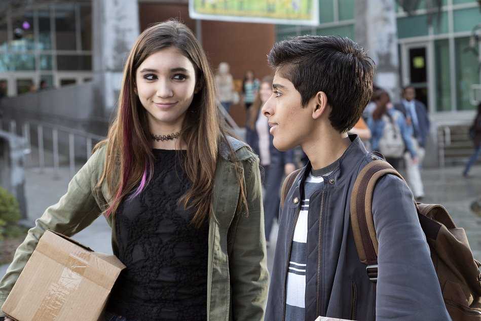 Photo © Disney Channel / Cook Allender