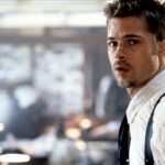 Brad Pitt zraněn při natáčení "Sedm" (1995): Příběh náhody, odhodlání a módní faux pas