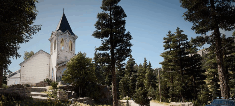 Far Cry 6: Evoluce legendární série s politickým nádechem na karibském ostrově FC