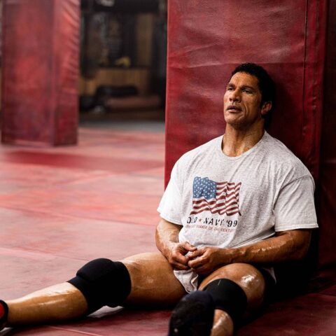 Mlátička: Dwayne Johnson je Mark Kerr ve skutečném příběhu MMA