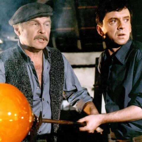 Příběh seriálu: Synové a dcery Jakuba skláře