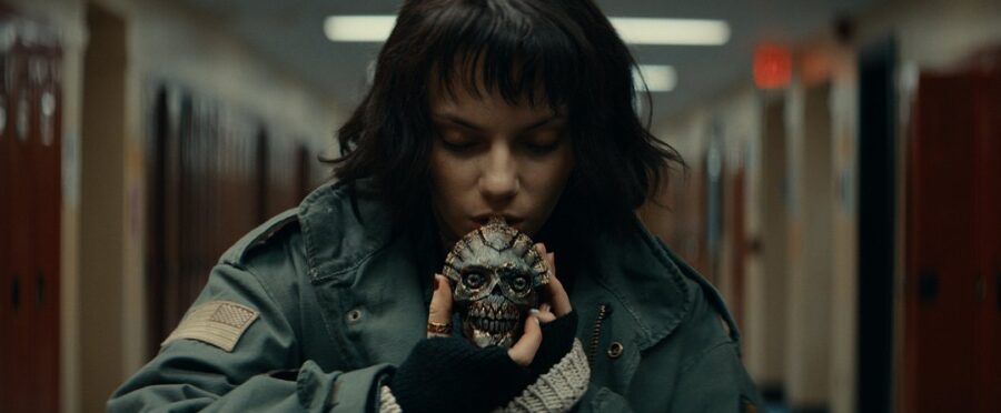 Ozvěna - Horor s Dafne Keen od režiséra Sestry ozv