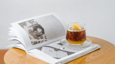 KNIHOMOLSKÉ OKÉNKO, aneb spisovatelé a básníci narozeni 2. dubna