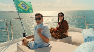 Netflix představuje sitcom Big Mistakes s Danem Levym