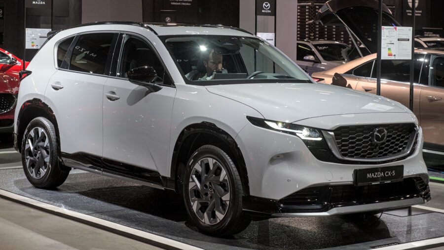 Mazda CX-5 (2026): Poslední mohykán s atmosférickým motorem v době displejů a emisních omezení Mazda CX 5 (KI) Auto Zuerich 2025 DSC 3493