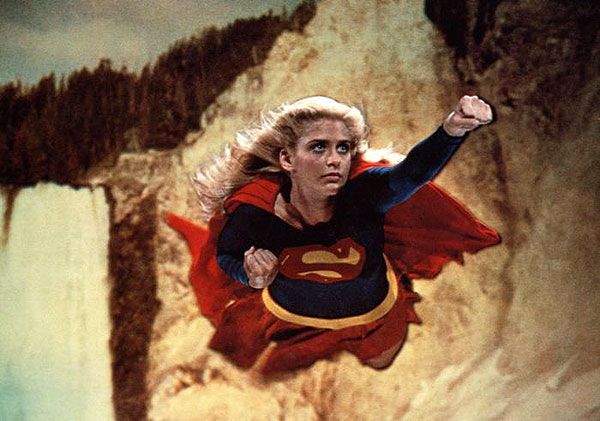 Supergirl: Naivní hrdinka v barevném světě S