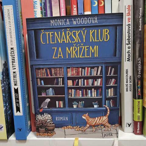 ČTENÁŘSKÝ KLUB ZA MŘÍŽEMI