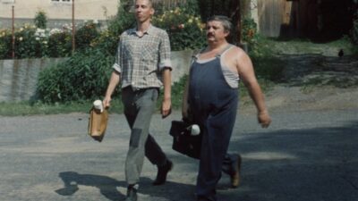 Vesničko má středisková: Nadčasová sonda do venkovského života