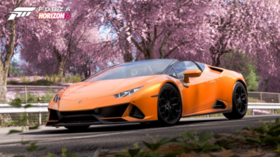 Nová nabídka: Lamborghini Huracán EVO Spyder a exkluzivní Pagani Huayra R